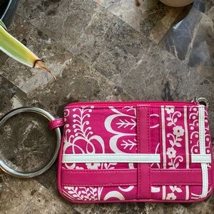 vera bradley wristlet